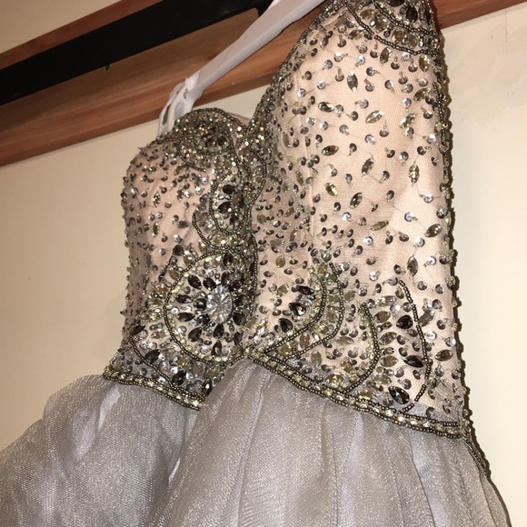 Semi Formal Dress - Picture 3 of 5